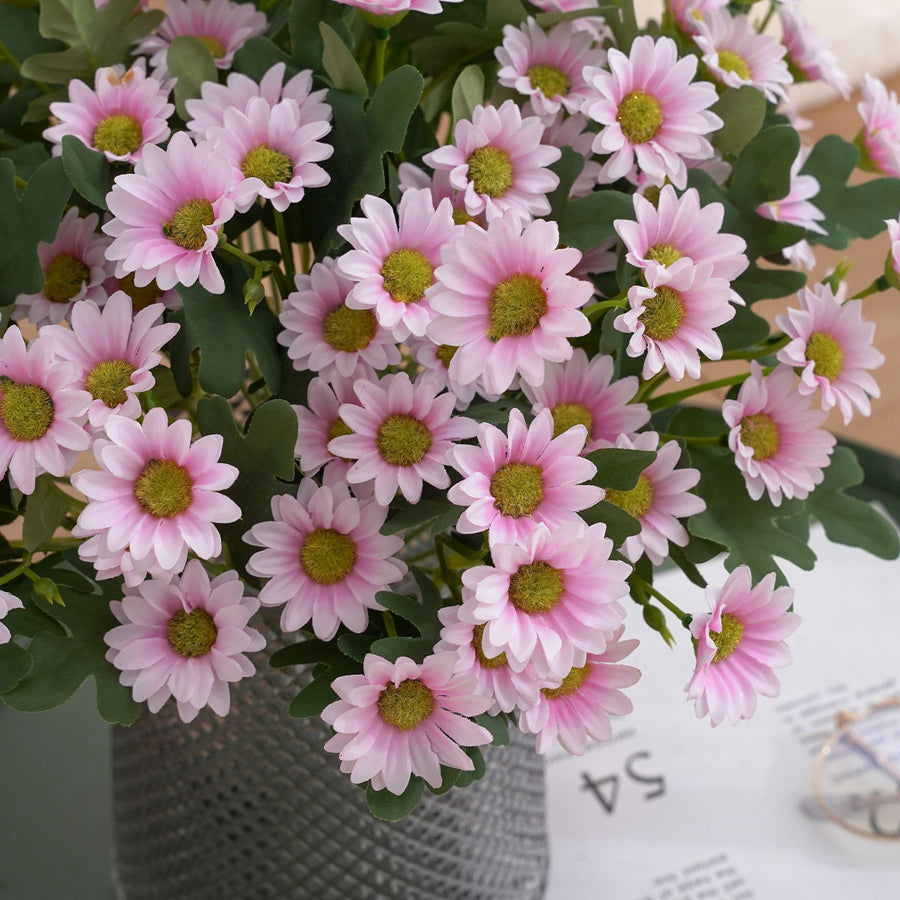 Hus og have kunstige blomster